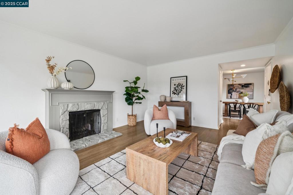 HIGHLAND PARK - Residential