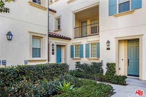 Photo of 72 CAPRICORN, Irvine, CA 92618 (MLS # 26705217)