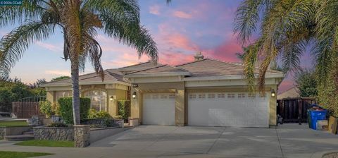 Photo of 2321 2321 Star Lilly Street St, Brentwood, CA 94513 (MLS # 41121083)