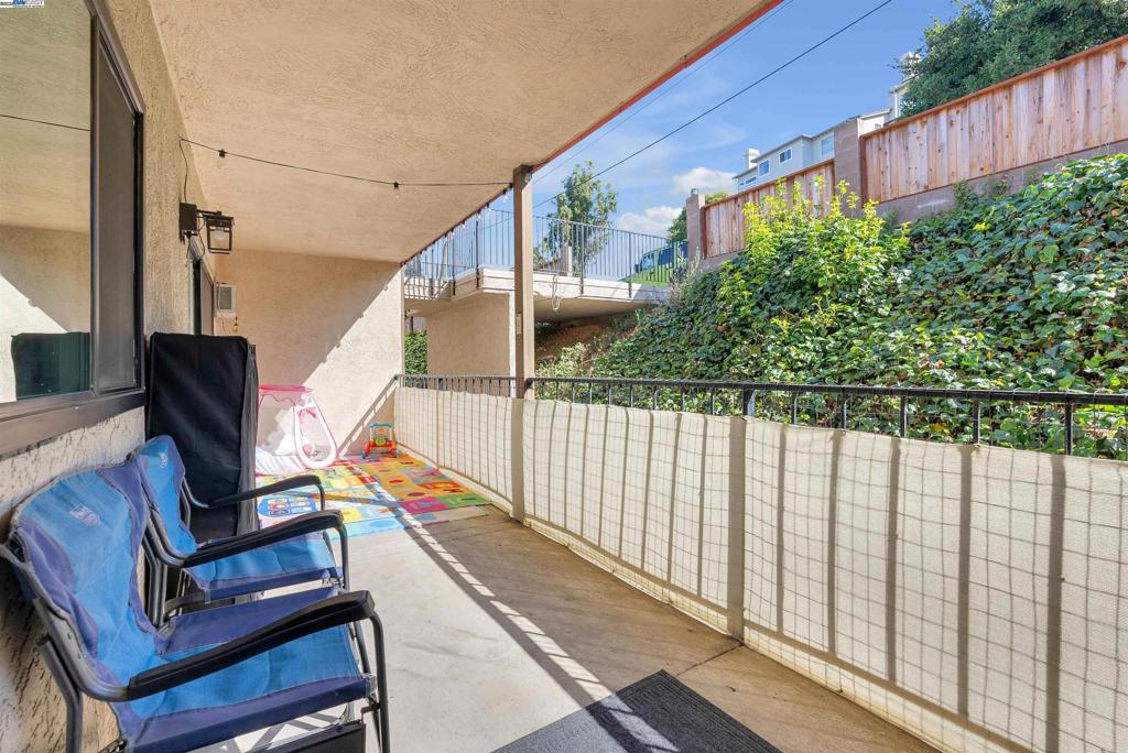 CASTRO VALLEY - Residential