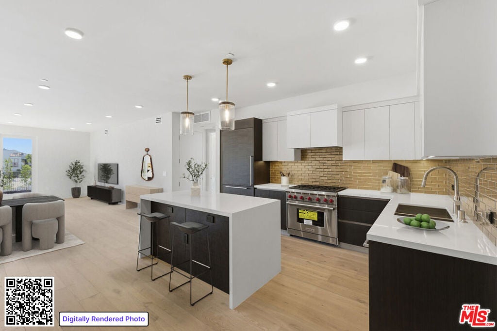 Photo of 505 S Barrington Avenue #404, Los Angeles, CA 90049 (MLS # 26842453)