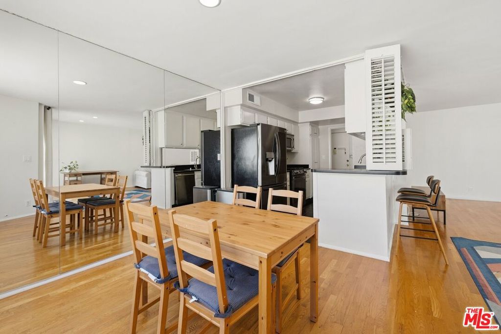 4520 Natick Avenue 309, Sherman Oaks CA 91403