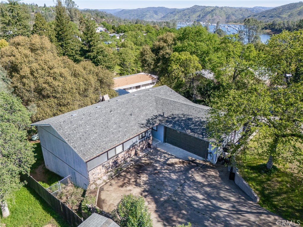 11 Cove Court
