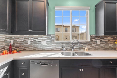Tiny photo for 643 Pioneer Street, Camarillo, CA 93010 (MLS # V1-39184)