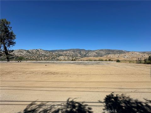 Photo of 5328 Lake Isabella Boulevard, Lake Isabella, CA 93240 (MLS # WS25147558)