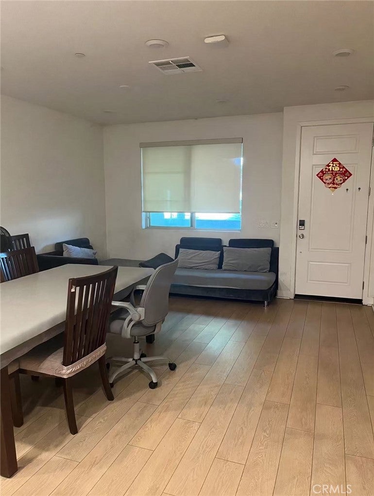 2608 Winston Court