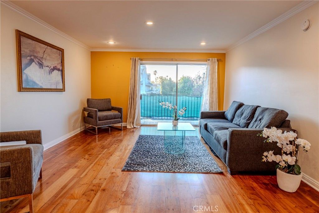 Photo of 5460 White Oak Avenue #C224, Encino, CA 91316 (MLS # SR26050710)