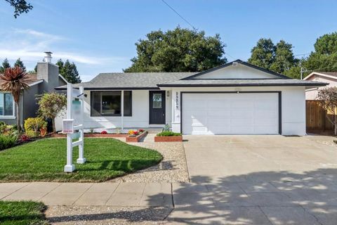 33359 University Drive Union City CA 94587