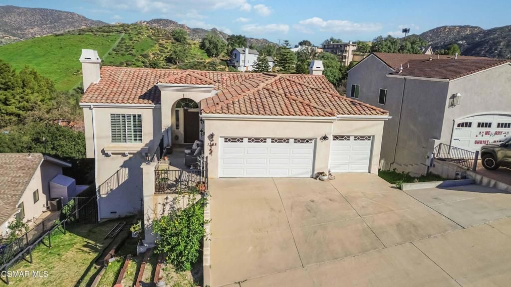Photo of 1308 Gonzales Road, Simi Valley, CA 93063 (MLS # 226000141)