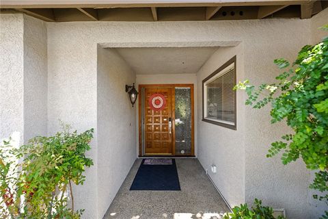 Tiny photo for 38335 Oaktree Loop, Murrieta, CA 92562 (MLS # SW26086562)