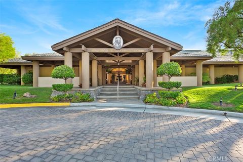 Tiny photo for 38335 Oaktree Loop, Murrieta, CA 92562 (MLS # SW26086562)