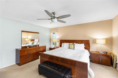 Tiny photo for 38335 Oaktree Loop, Murrieta, CA 92562 (MLS # SW26086562)