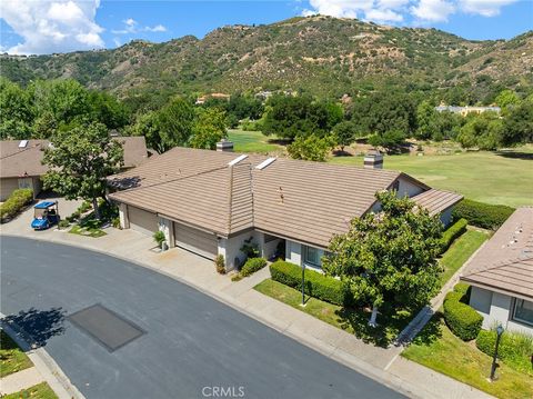 Tiny photo for 38335 Oaktree Loop, Murrieta, CA 92562 (MLS # SW26086562)