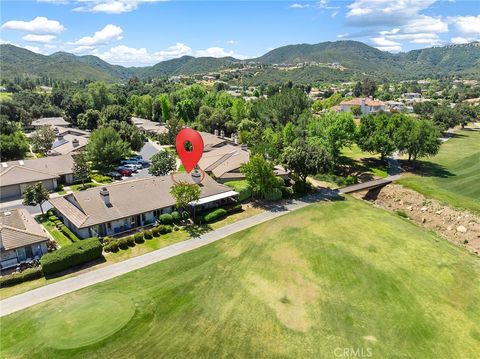 Tiny photo for 38335 Oaktree Loop, Murrieta, CA 92562 (MLS # SW26086562)