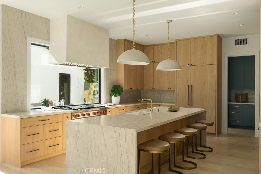 Newport Heights (NEWH) - Residential