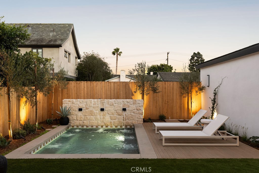 Newport Heights (NEWH) - Residential