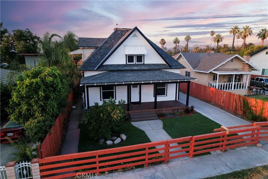 Timeless Charm Meets Modern Flexibility!
Step into this unique Duplex that truly offers the best of both worlds. Just steps away from the college and vibrant Downtown Riverside, this home combines classic curb appeal with fully updated interiors — it’s like time traveling from vintage charm to contemporary comfort the moment you walk through the door!
The main level features 4 spacious bedrooms and 2 modern bathrooms, perfect for families, shared living, or student housing. Upstairs, you’ll find a private 1-bedroom, 1-bath apartment with its own entrance — ideal for extended family, guests, or steady rental income.
The home has been fully remodeled, blending fresh finishes and modern conveniences while maintaining its original character outside. The bright living spaces, functional kitchen, and well-sized bedrooms offer comfort and style throughout.
Outside, you’ll find even more value with a detached garage that’s ready to be converted into an ADU (Accessory Dwelling Unit) for added income or living space. Plus, there’s a large, permitted storage building that can serve your needs now or be transformed into another unit in the future.
The generous lot, ample parking, and flexible spaces make this property ideal for student housing, group living, transitional housing, or even a small care-related business (subject to local regulations). With the college and Downtown Riverside practically at your doorstep, this is a rare find for homeowners, investors, or entrepreneurs alike.
For your convenience, we offer a complimentary concierge touring service — enjoy a personalized, guided walk-through at your pace, with answers to all your questions on-site. Whether you’re an investor, homeowner, or developer, we make your showing experience seamless and informative.