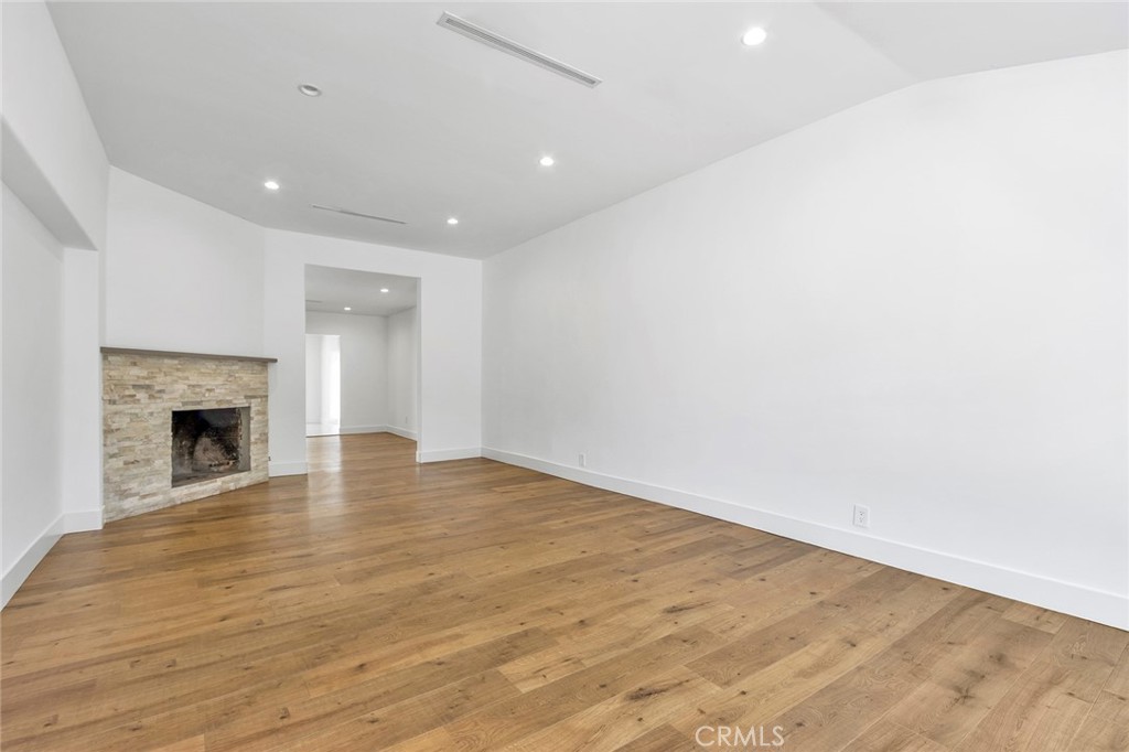 Properties 2 6015 Laurelgrove Avenue