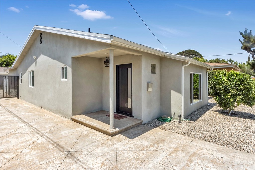 Properties 1 6015 Laurelgrove Avenue