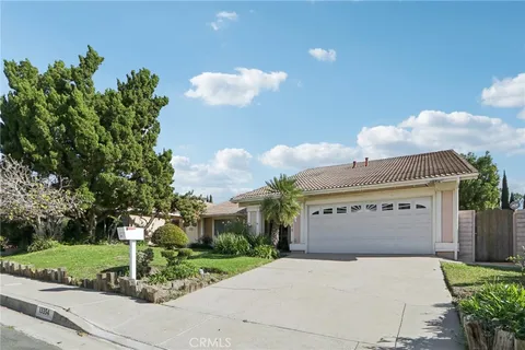 MLS: SR26061150