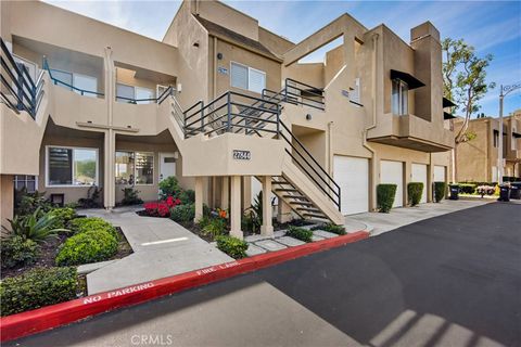 Photo of 27844 Violet #155, Mission Viejo, CA 92691 (MLS # OC26046383)