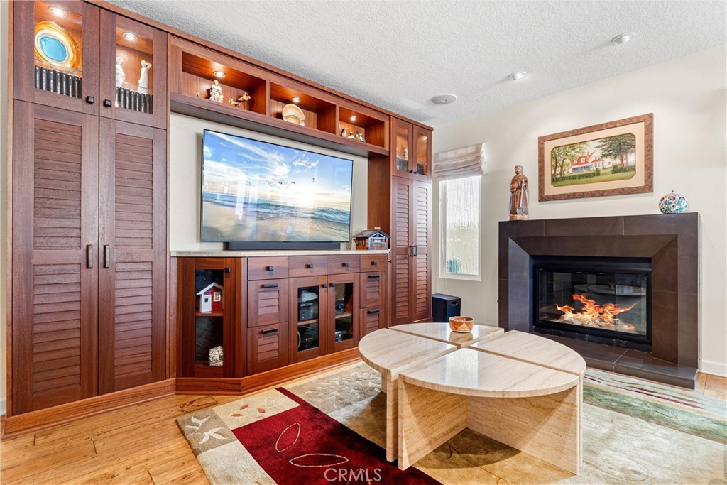 Landing II (L2) - Residential