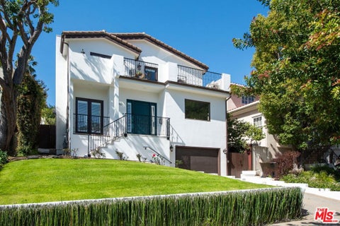Photo of 1945 Fairburn Avenue, Los Angeles, CA 90025 (MLS # 26911917)