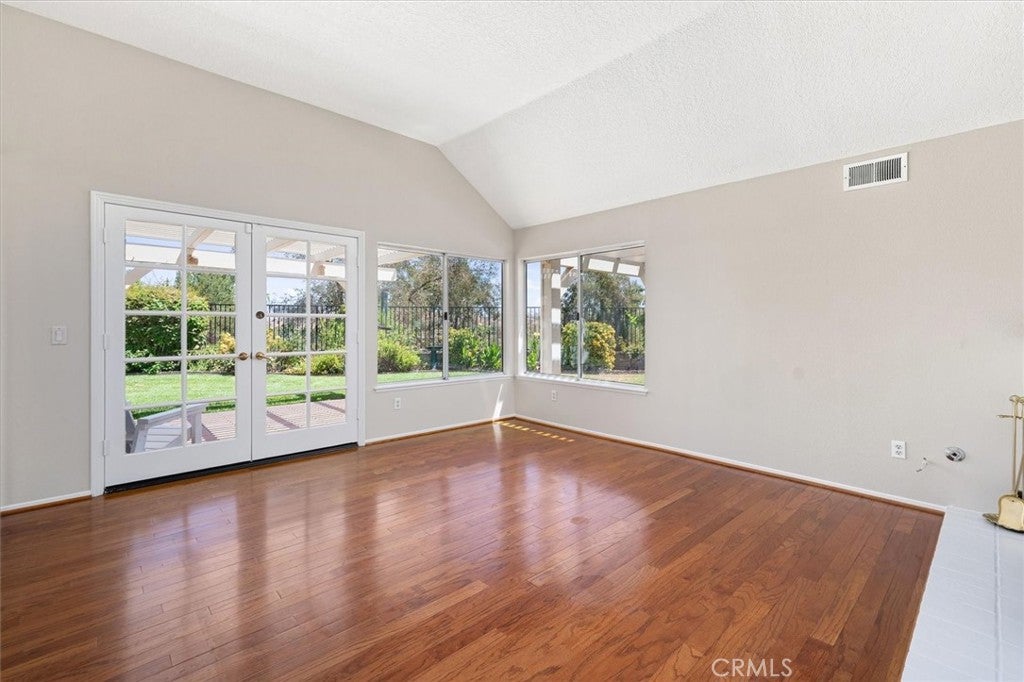 26012 Lucerne Court