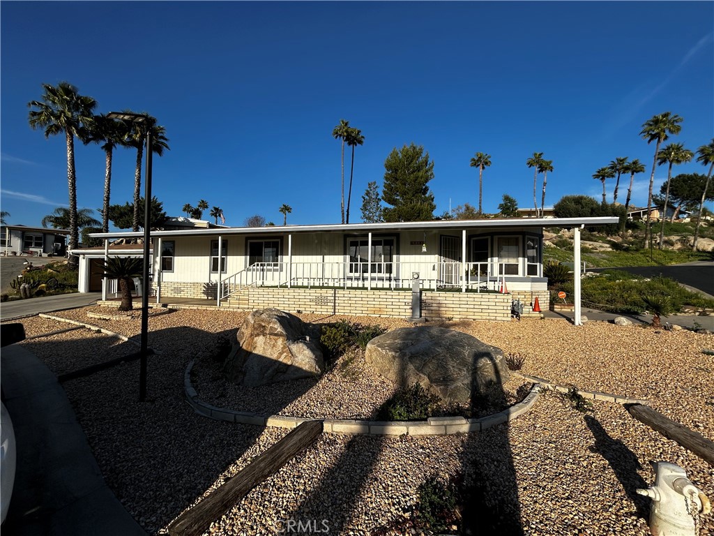 1536 S state Street 216