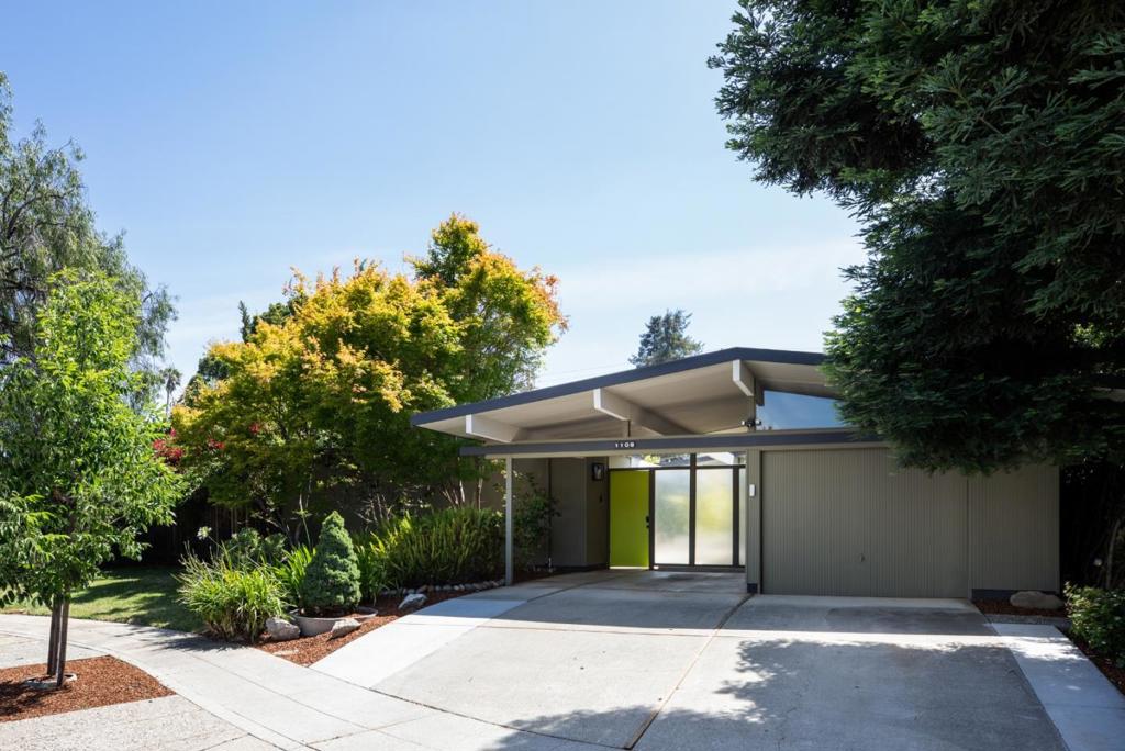 1108 Royal Ann Court