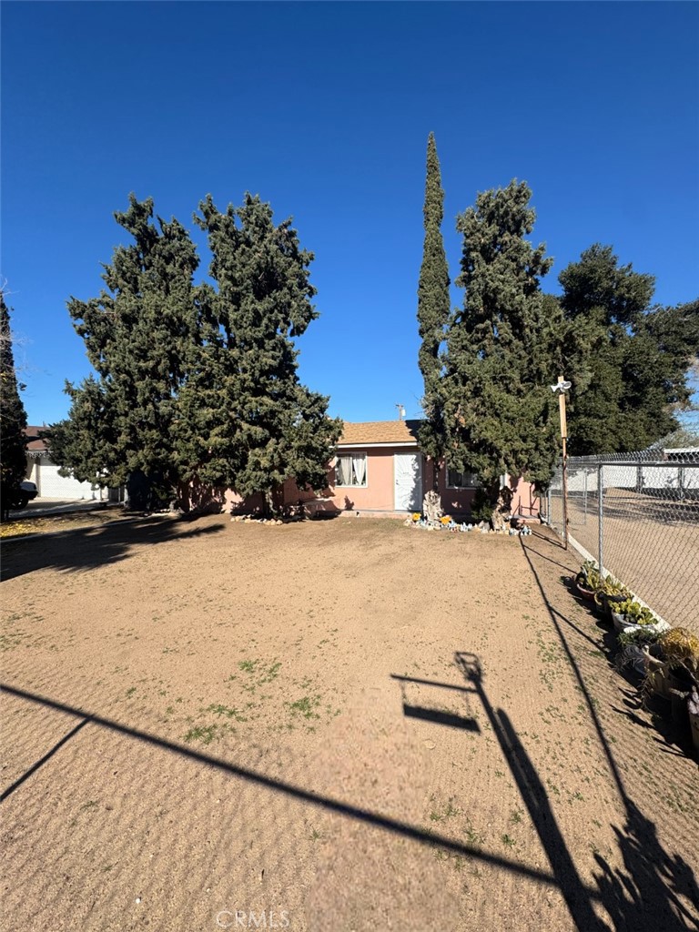16366 Live Oak