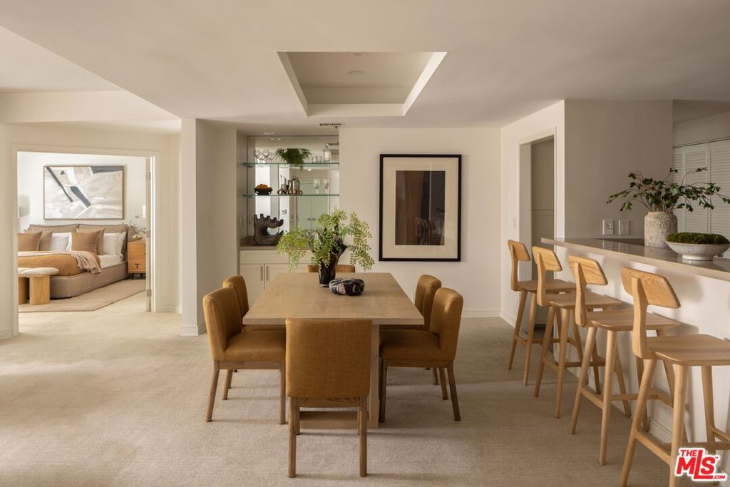 Photo of 575 S Barrington Avenue #204, Los Angeles, CA 90049 (MLS # 26660073)