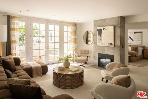 575 S Barrington Avenue 204 Los Angeles CA 90049