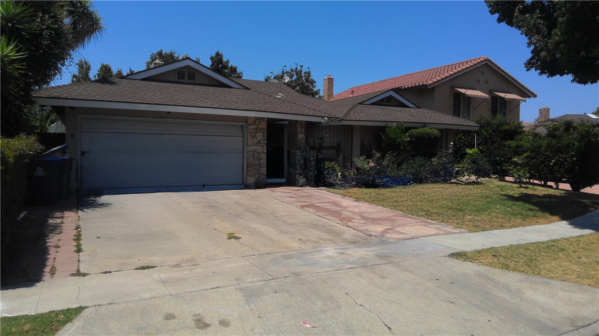 This charming single-story home offers 3 spacious bedrooms, 2 full bathrooms, and a versatile bonus room—perfect for a home office, quiet retreat, or additional storage. The thoughtfully designed floor plan features a beautiful dual-sided fireplace that enhances both the living and dining areas, creating a warm and inviting atmosphere. Enjoy a bright and open layout with generous living spaces, ideal for both everyday living and entertaining. The kitchen flows seamlessly into the dining area, while large windows provide abundant natural light throughout. Situated on a quiet street in the historic city of Santa Ana, this home is perfect for all seeking comfort, character, and convenience. Additional highlights include a spacious backyard, ample parking, and proximity to local parks, schools, shopping malls, dinning, recreational area/parks and major freeways. Don’t miss this opportunity to own a well-maintained home in one of Santa Ana’s most desirable neighborhoods.
