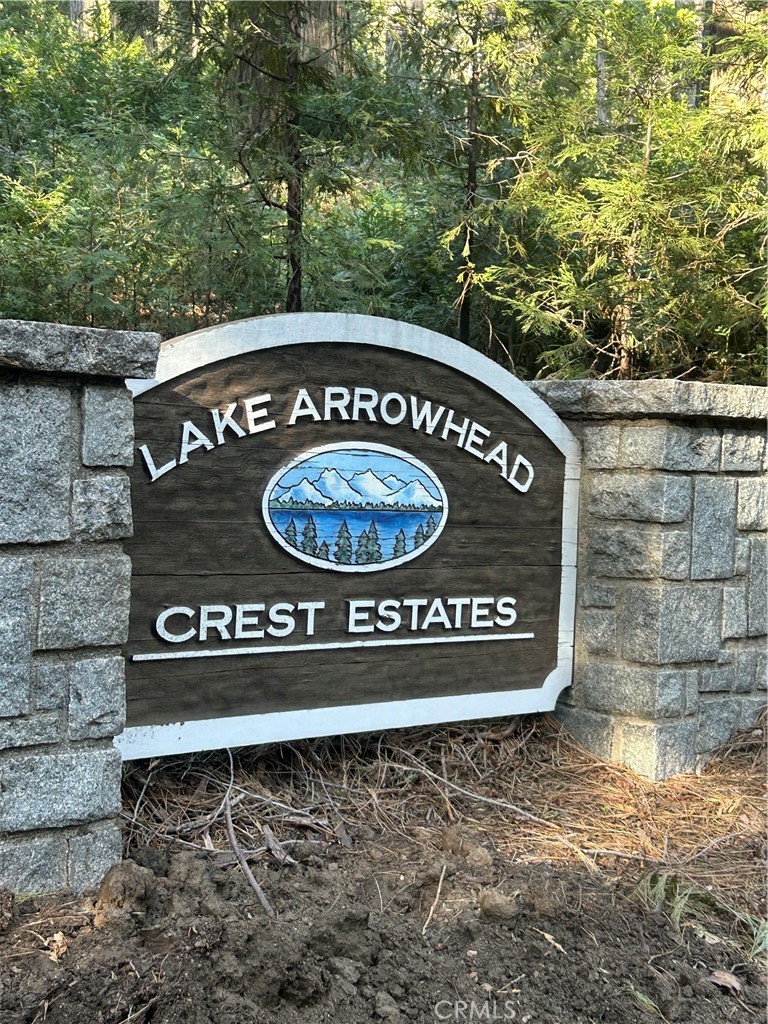 717 Crest Estates