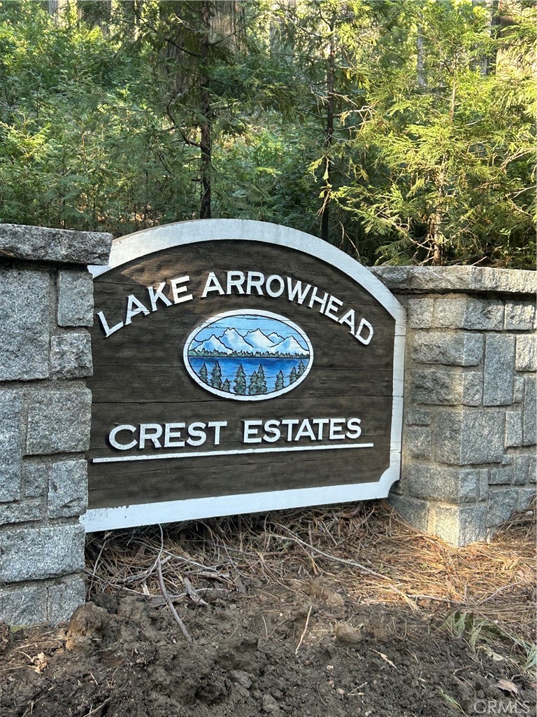 717 Crest Estates