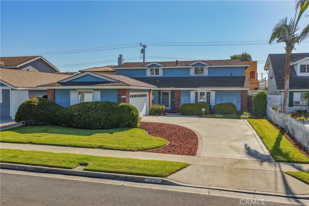 16596 Redwood Cr. CIR