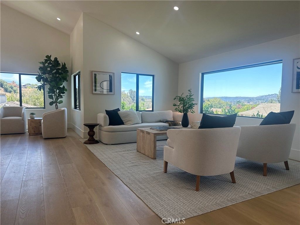 Photo of 26622 Stetson Pl, Laguna Hills, CA 92653 (MLS # LG25247530)