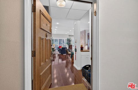 Photo of 1944 Glendon Avenue #110, Los Angeles, CA 90025 (MLS # 26867799)