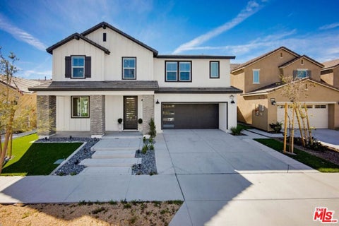 Photo of 16763 Mistletoe Lane, Fontana, CA 92336 (MLS # 26863437)
