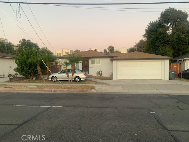 7122 Stanton Ave