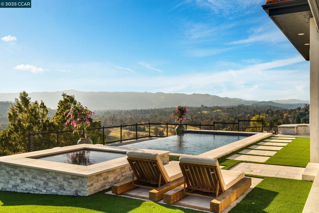 DIABLO C.C. - Residential