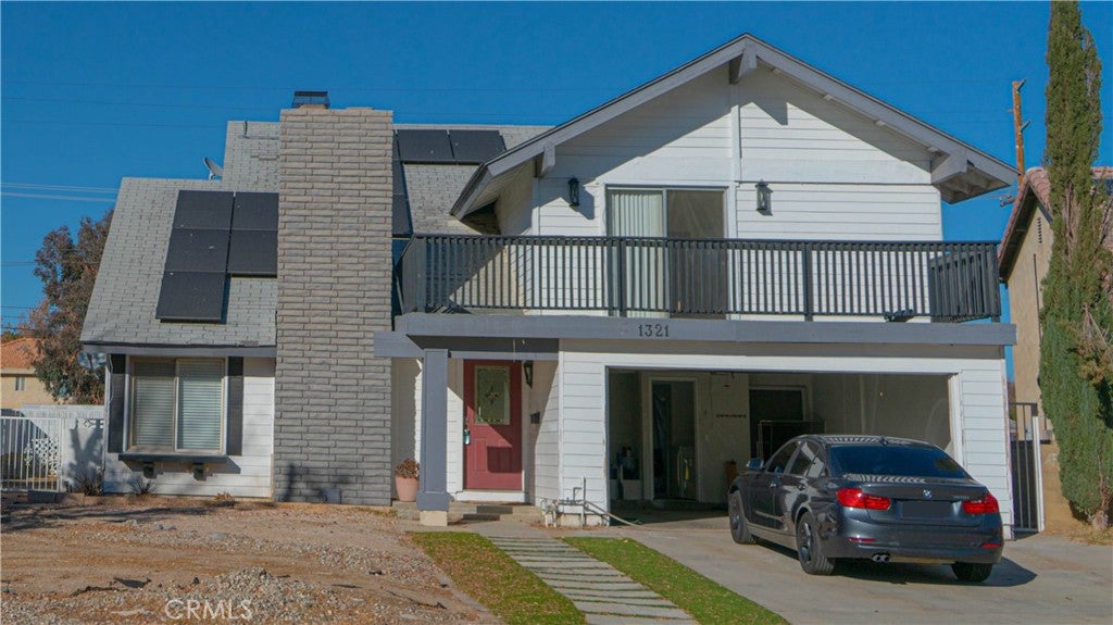 Photo of 1321 E Lingard Street, Lancaster, CA 93535 (MLS # TR26134230)