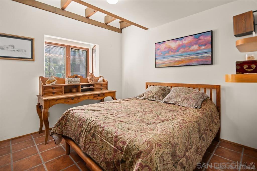 Ocean Beach - Residential