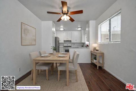 Tiny photo for 1101 Lincoln Boulevard #1, Santa Monica, CA 90403 (MLS # 26659257)