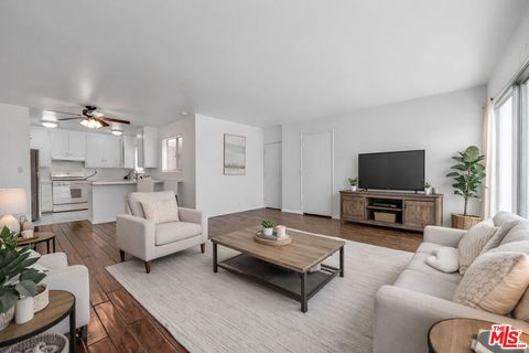 Photo of 1101 Lincoln Boulevard #1, Santa Monica, CA 90403 (MLS # 26659257)