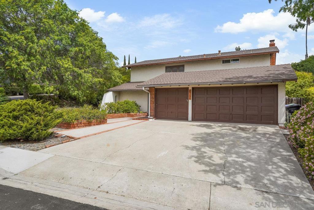 8766 Blue Lake Dr