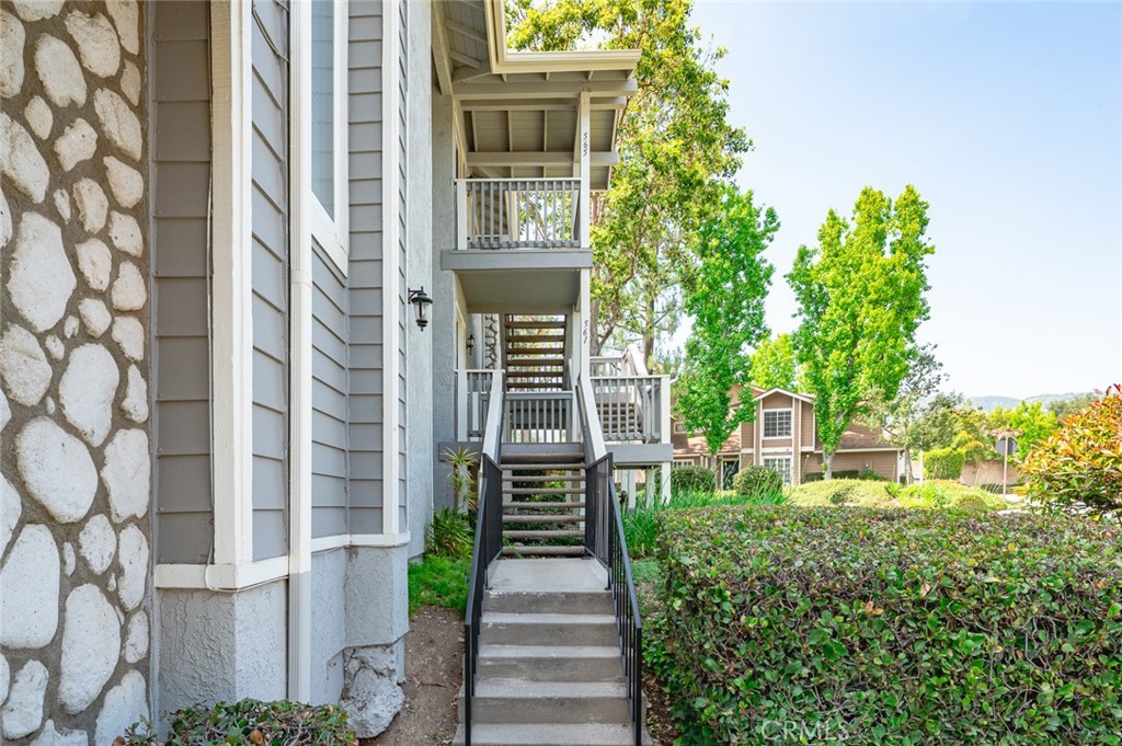 565 Ophir Circle
