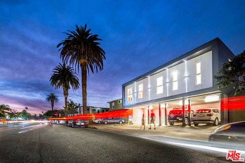 Photo of 1445 9th Street #105, Santa Monica, CA 90401 (MLS # 26636351)