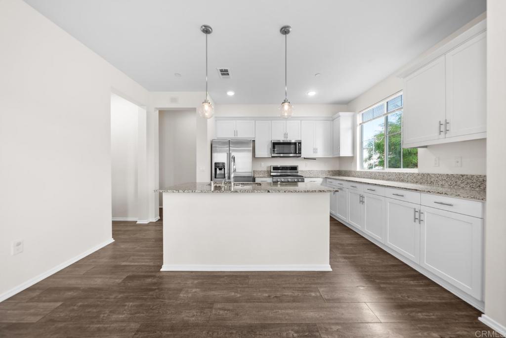 1270 Paseo Sea Grass 1